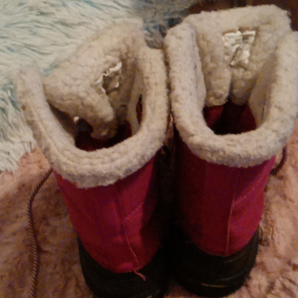 Shoe - Picture 4 of 4
